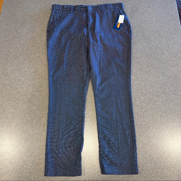 NWT Men’s Old Navy Slim Chino 38x30 - Picture 1 of 5